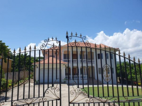 Rosewood Villa